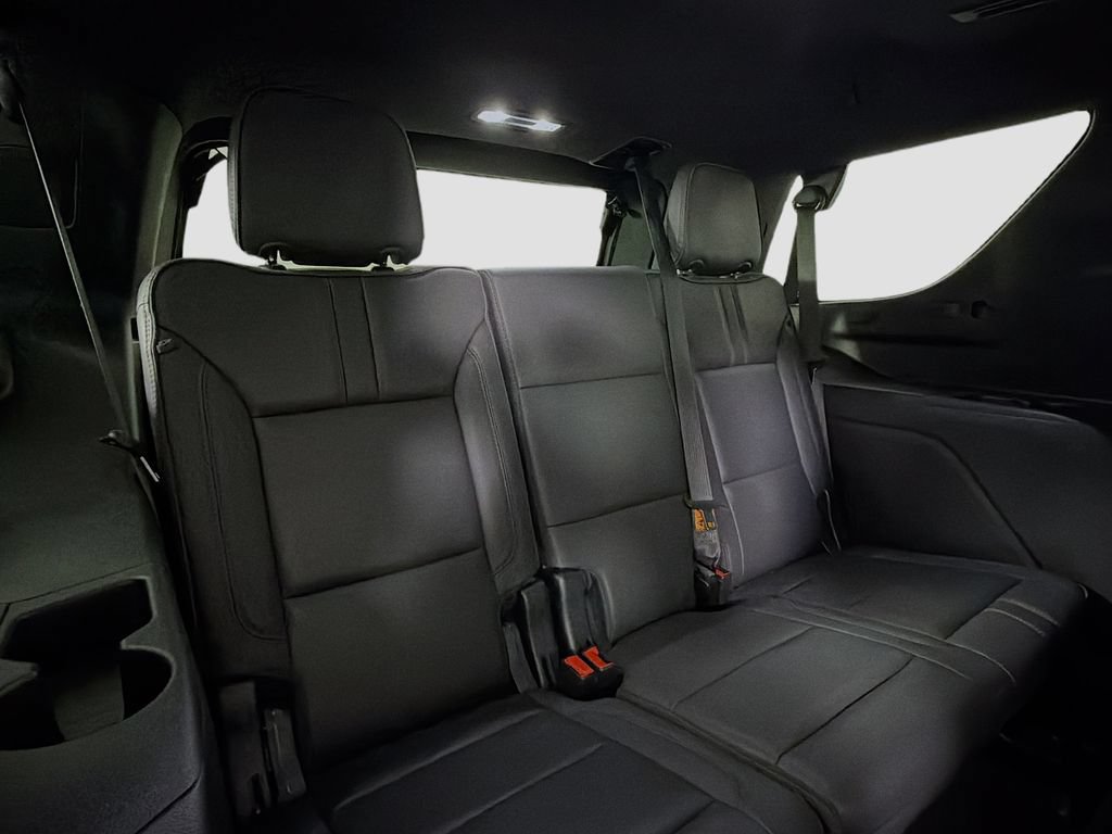 Used 2023 Chevrolet Tahoe RST w/ Sport Performance Package AWD/4WD image 32
