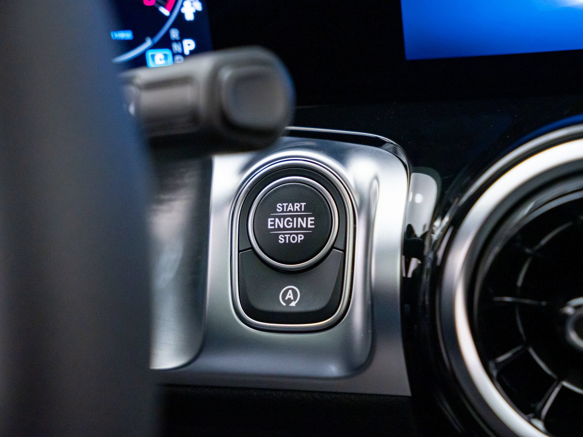 New 2026 Mercedes-Benz GLB 250 4MATIC image 22