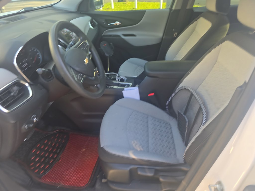 Used 2024 Chevrolet Equinox LS w/ Driver Confidence II Package image 7