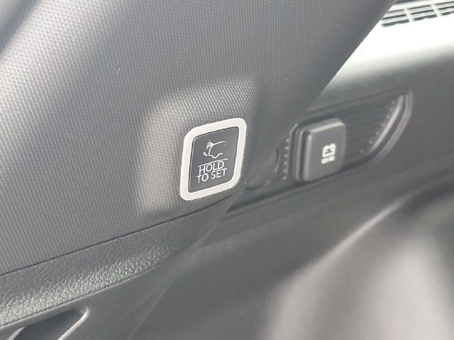 New 2026 Jeep Grand Cherokee Limited w/ Limited Altitude Package AWD/4WD image 9