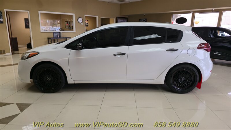 Used 2015 Kia Forte SX FWD image 19