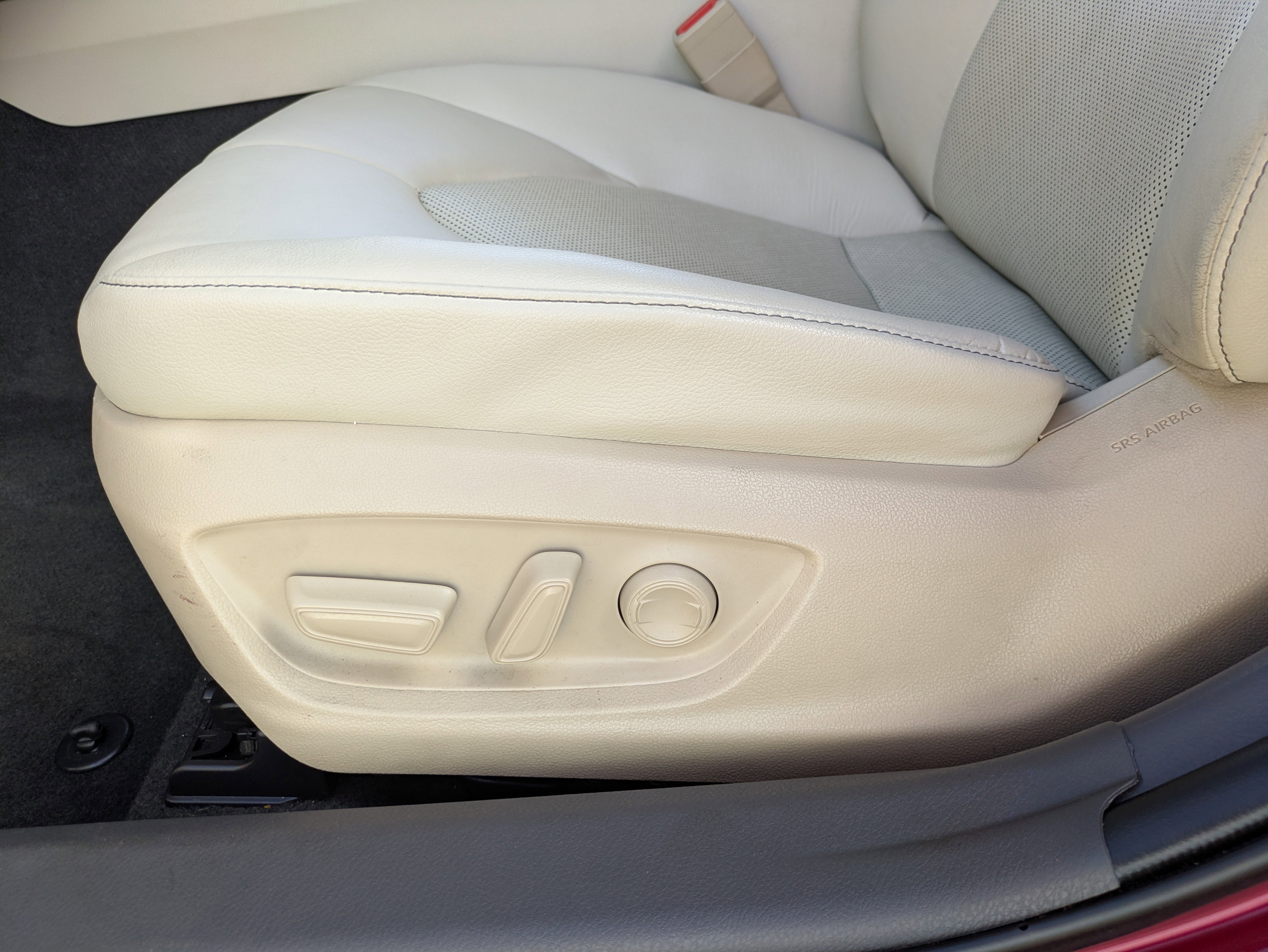 Used 2022 Toyota Camry XLE image 20