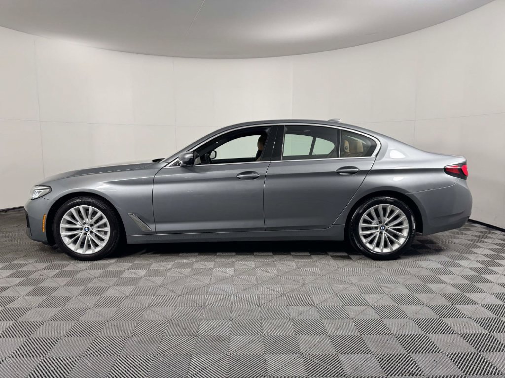 Used 2023 BMW 530i xDrive w/ Convenience Package AWD/4WD image 11