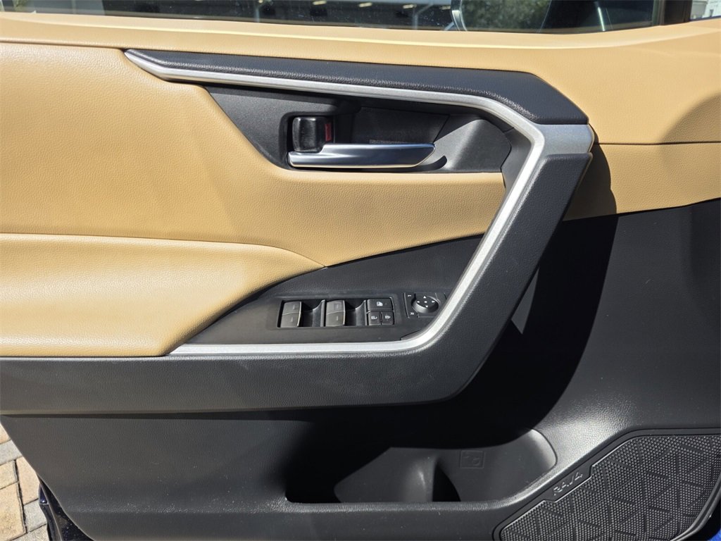 Certified 2022 Toyota RAV4 XLE w/ Convenience Package image 27