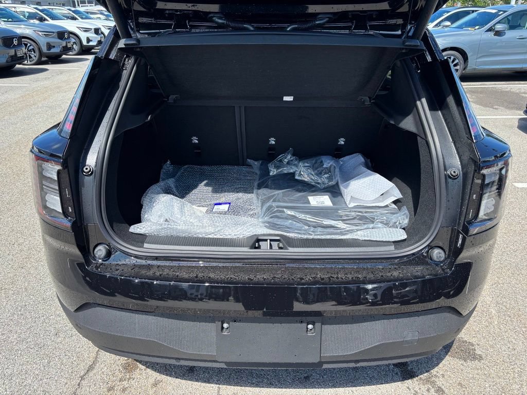 New 2026 Volvo EX30 Ultra w/ Protection Package AWD/4WD image 18