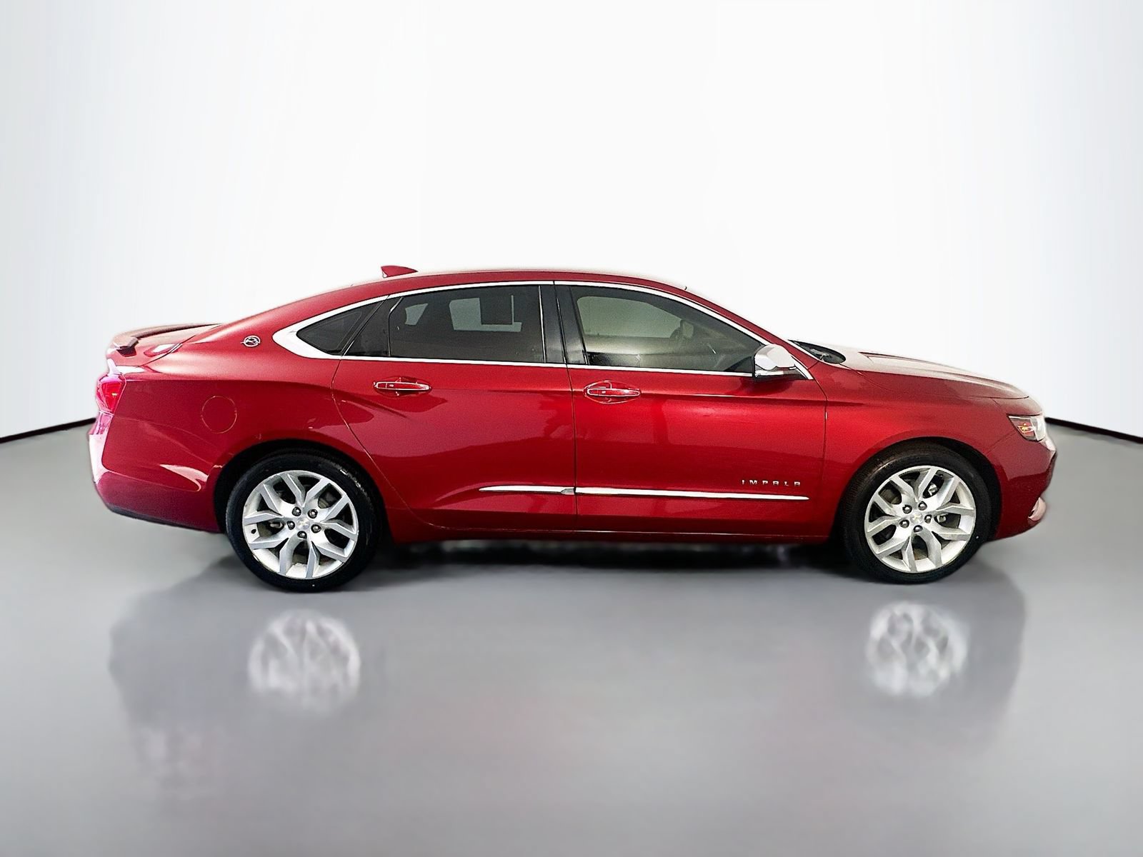 Used 2015 Chevrolet Impala LTZ FWD image 8
