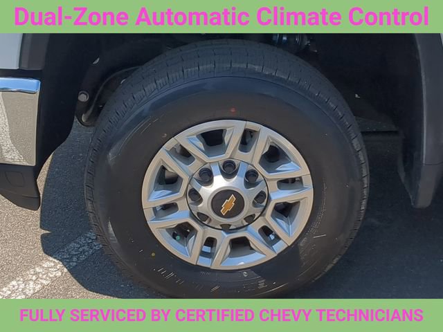 Used 2025 Chevrolet Silverado 2500 LT w/ Convenience Package AWD/4WD image 19