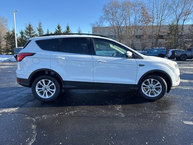Used 2019 Ford Escape SEL image 4