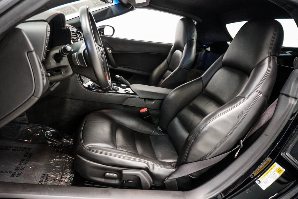 Used 2008 Chevrolet Corvette Convertible w/ Preferred Equipment Group RWD image 6