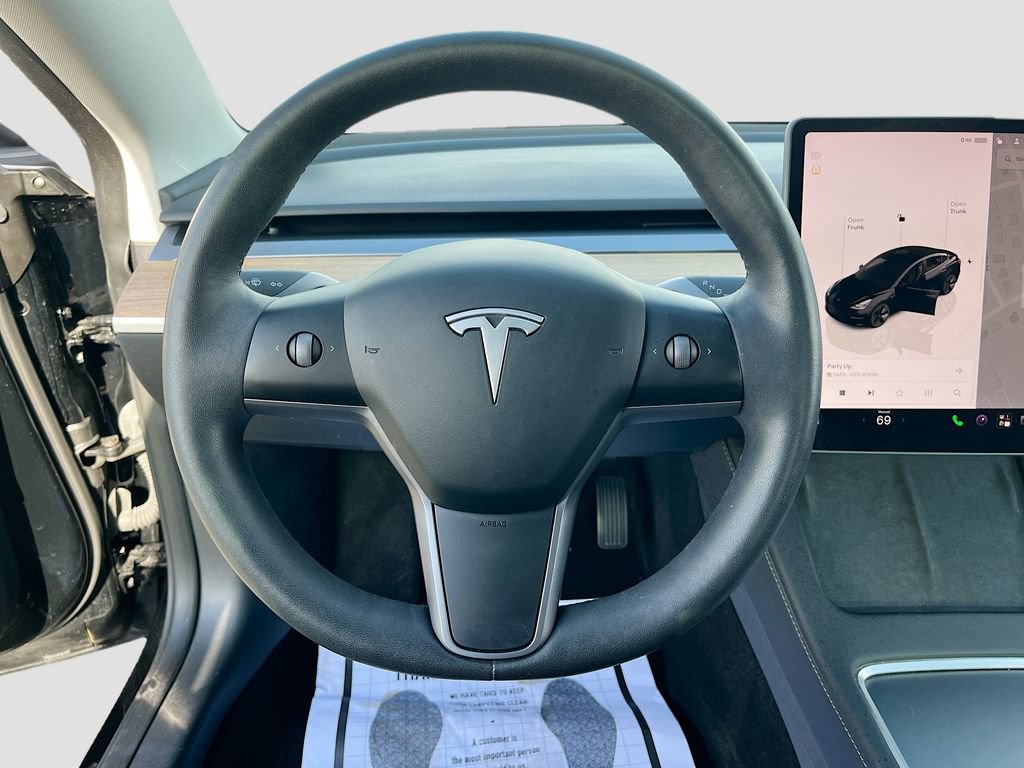 Used 2023 Tesla Model 3 Standard Range RWD image 10