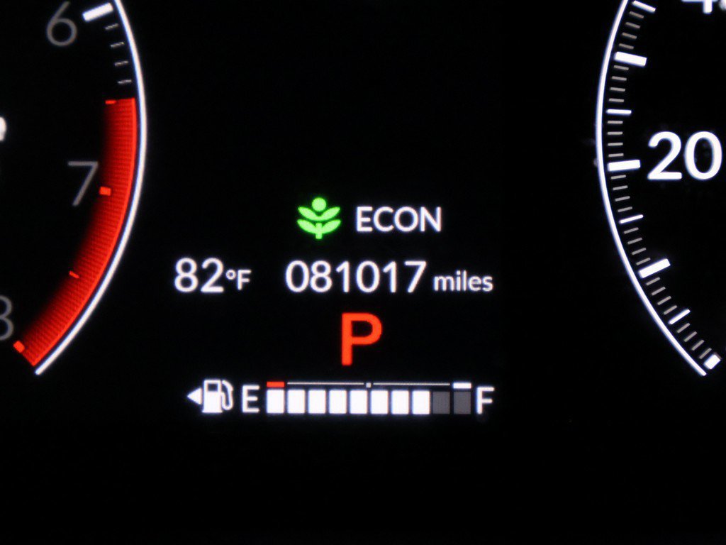 Used 2025 Honda Pilot EX-L image 40
