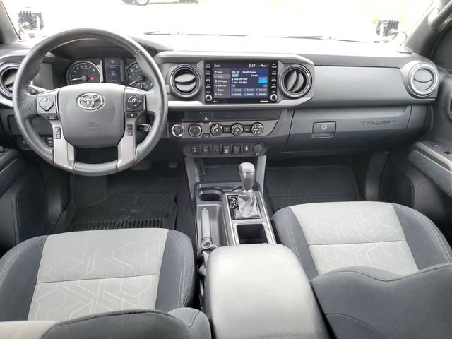 Used 2020 Toyota Tacoma TRD Off-Road w/ Technology Package AWD/4WD image 13