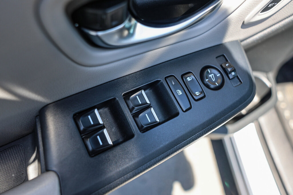 Used 2023 Honda Pilot EX-L image 12