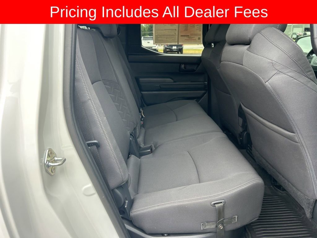 Used 2025 Toyota Tacoma SR5 AWD/4WD image 18