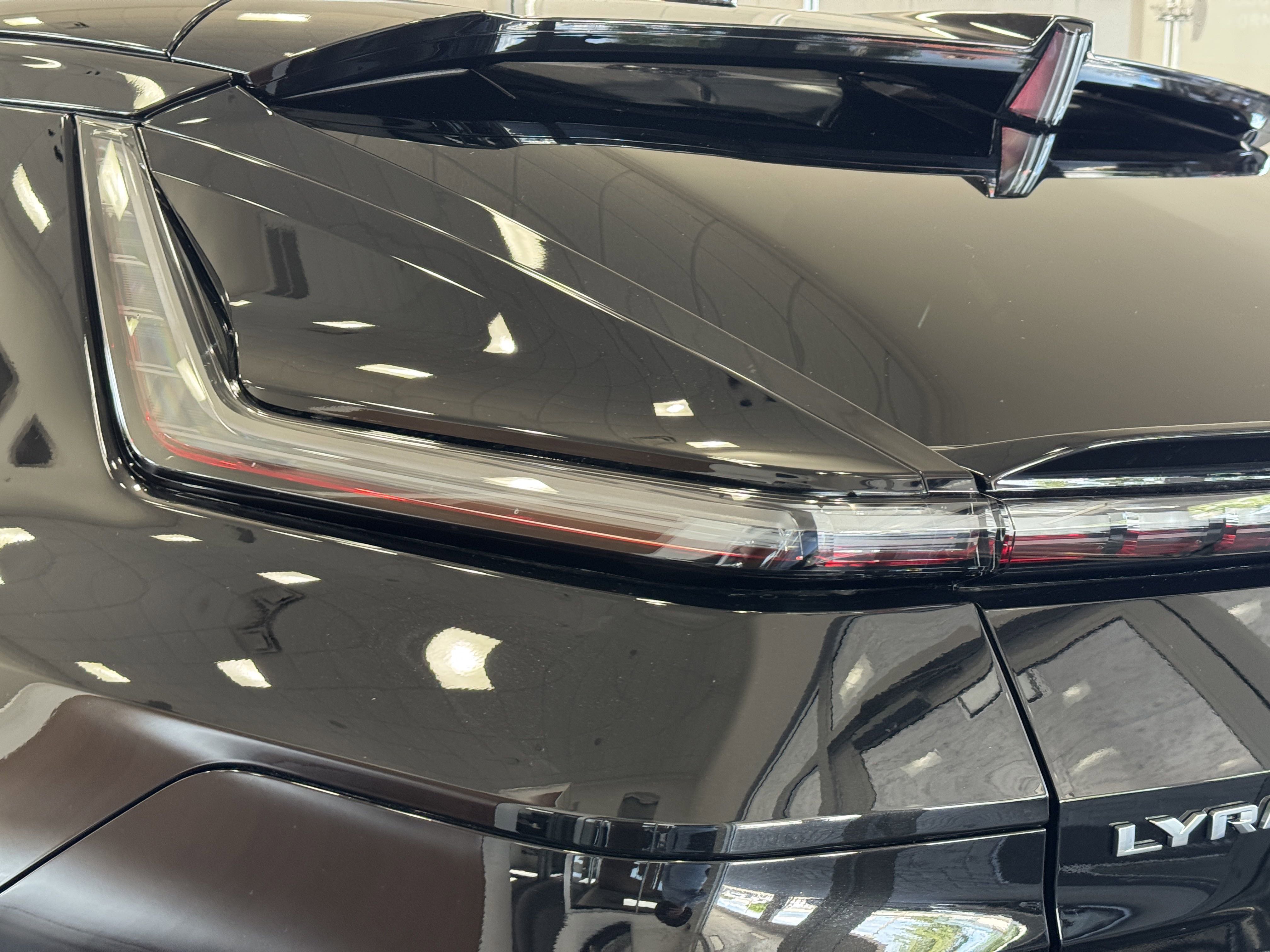 New 2026 Cadillac Lyriq V image 8