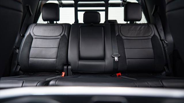 Used 2025 Ford F150 Raptor image 36