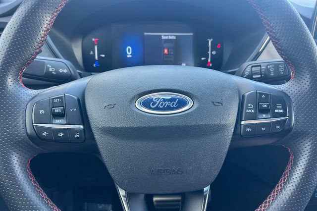 Used 2023 Ford Escape ST-Line Select w/ Class II Trailer Tow Package AWD/4WD image 26
