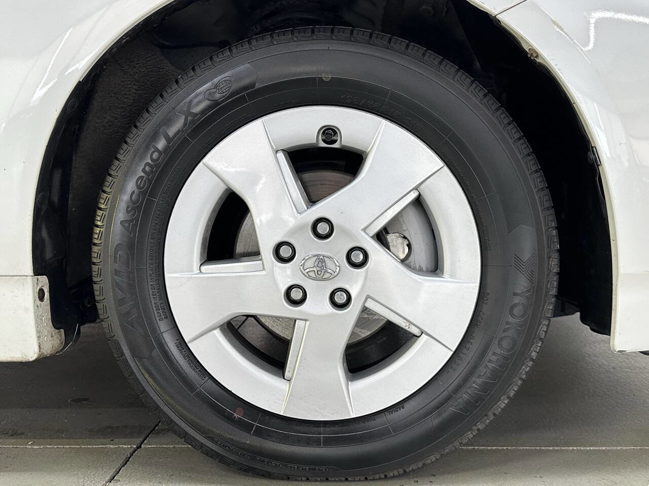 Used 2010 Toyota Prius image 32