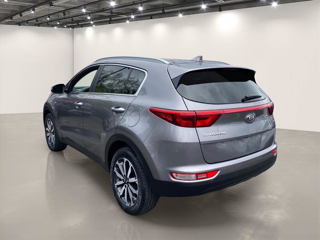 Used 2018 Kia Sportage EX AWD/4WD image 5