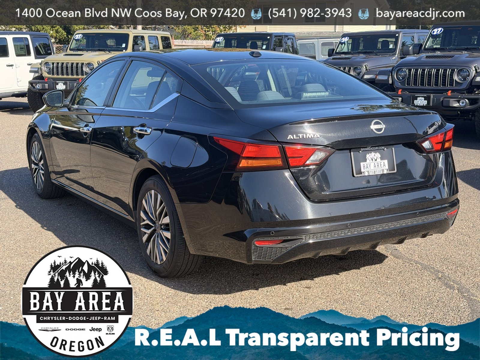 Used 2024 Nissan Altima 2.5 SV FWD image 8