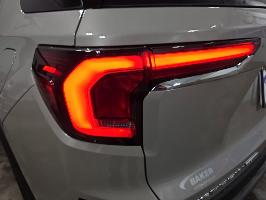 New 2026 GMC Terrain Elevation w/ Elevation Premium Package image 34