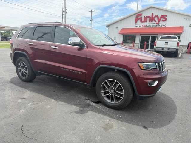 Used 2017 Jeep Grand Cherokee Limited w/ Luxury Group II AWD/4WD image 1