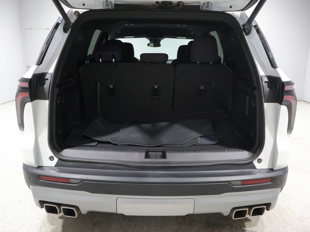 Used 2024 Chevrolet Traverse Z71 AWD/4WD image 20