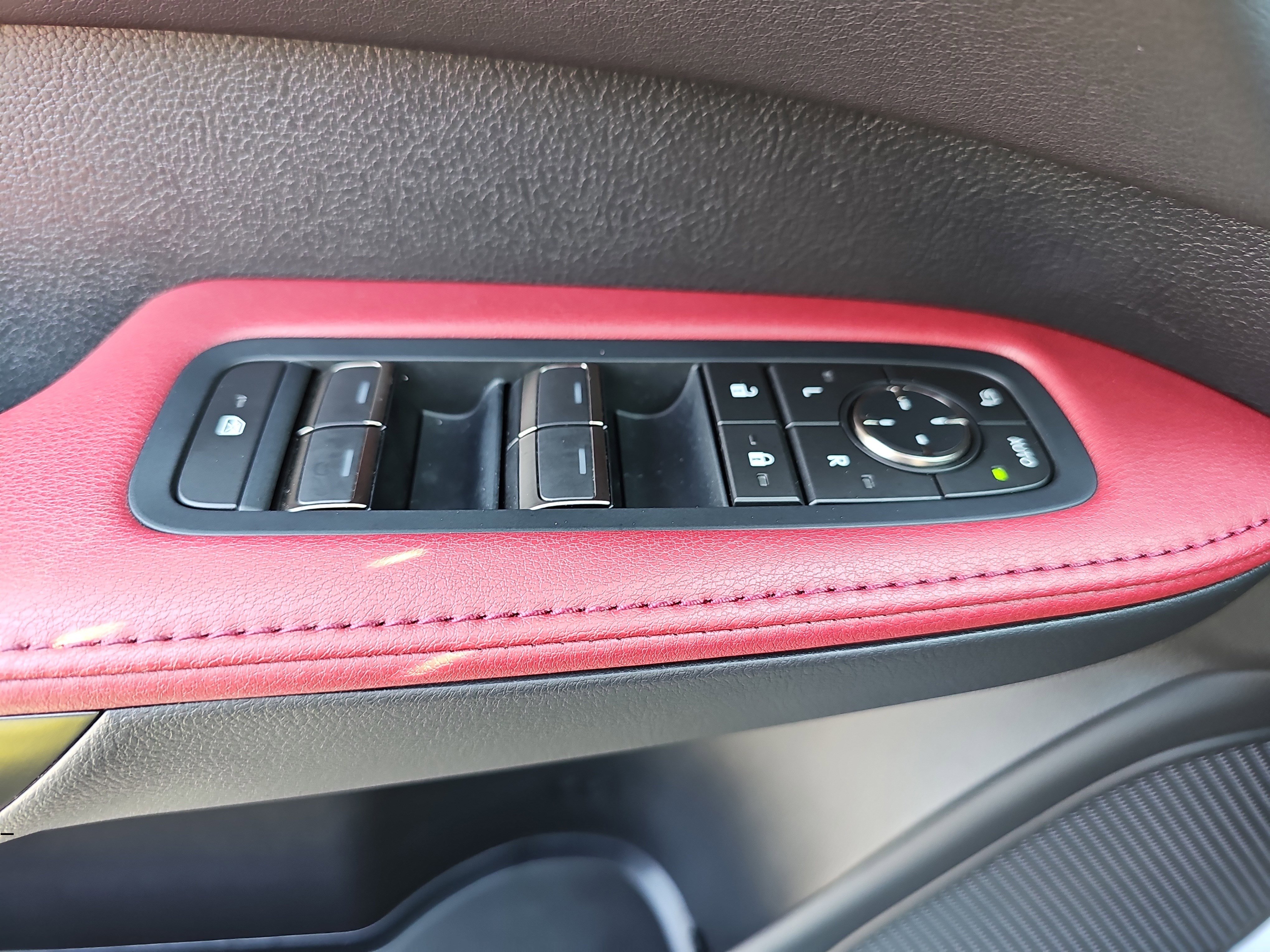 Used 2024 Lexus RX 500h F Sport w/ Convenience Package image 29