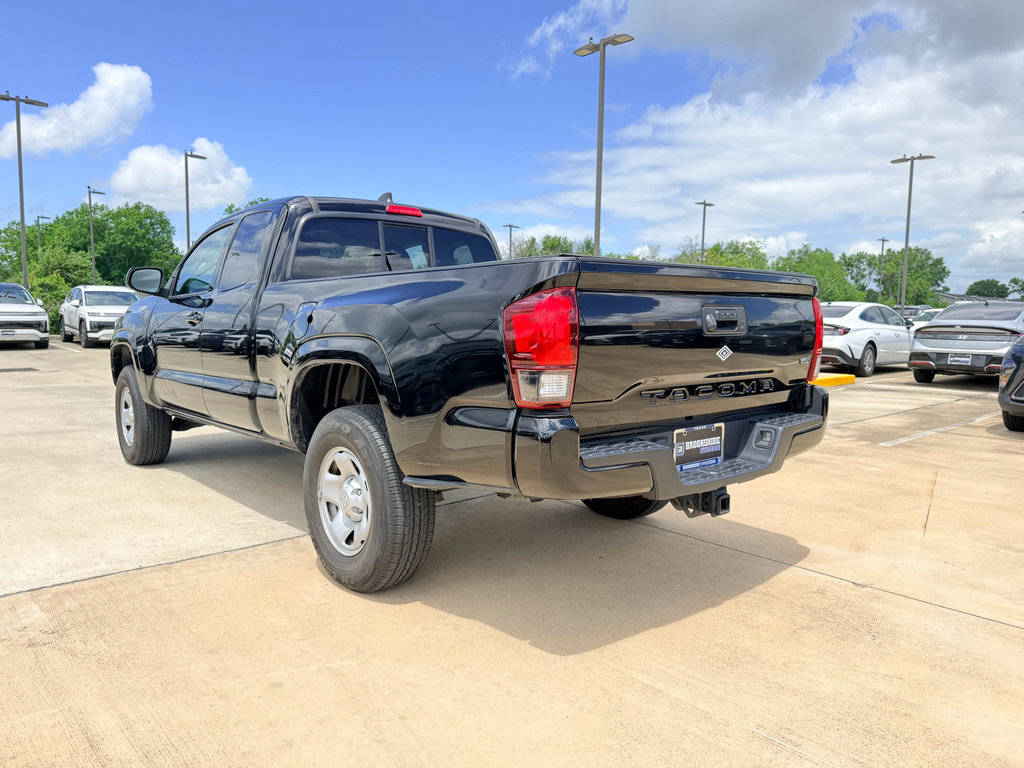 Used 2023 Toyota Tacoma SR RWD image 7