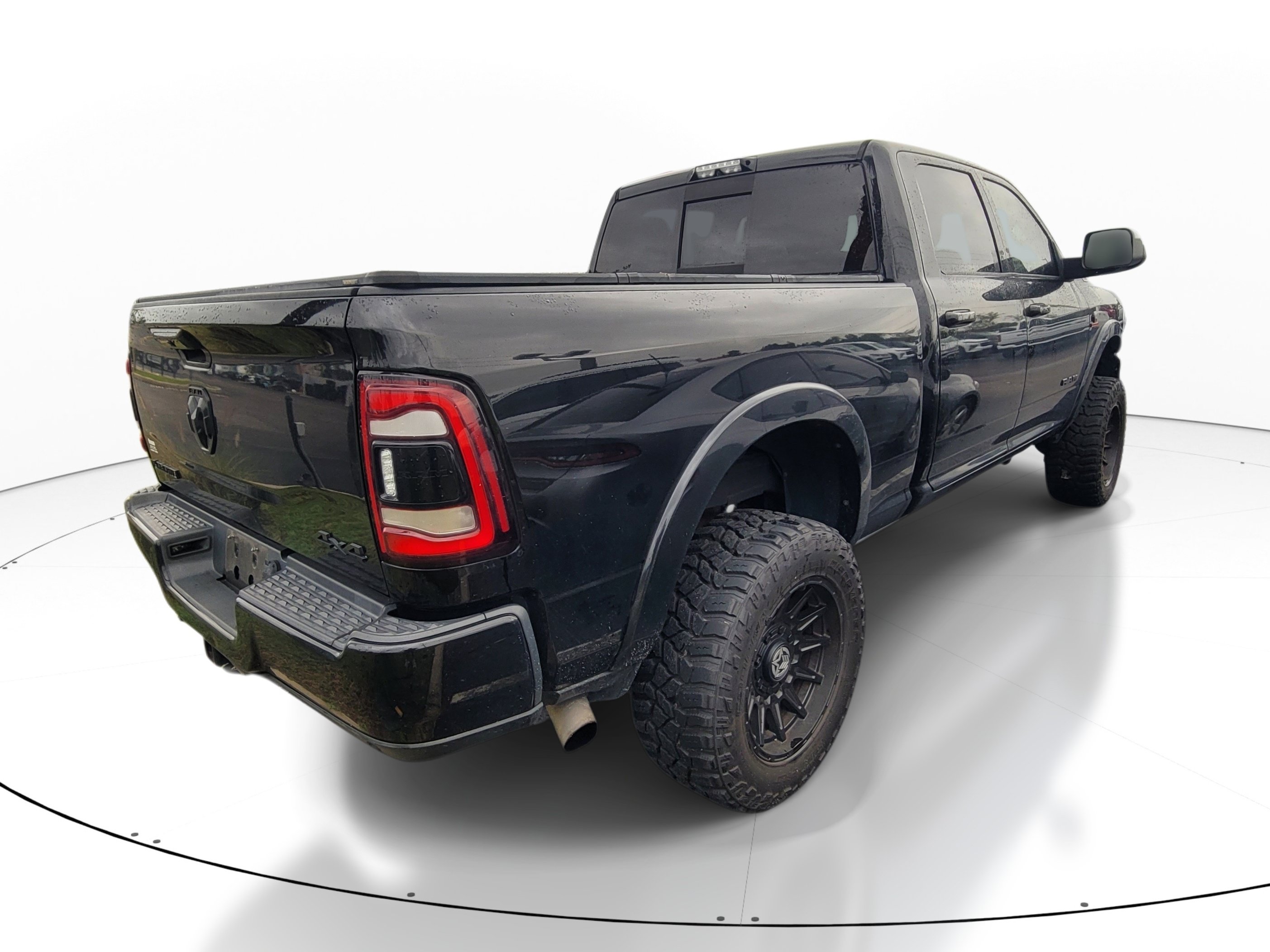 Used 2021 RAM 2500 Laramie w/ Night Edition AWD/4WD image 4