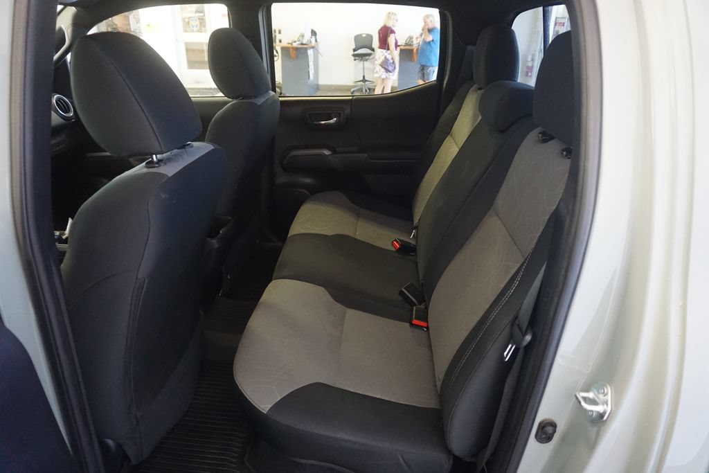 Certified 2023 Toyota Tacoma TRD Sport AWD/4WD image 18