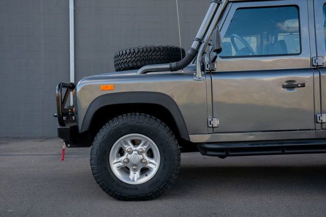 Used 1993 Land Rover Defender 110 image 29