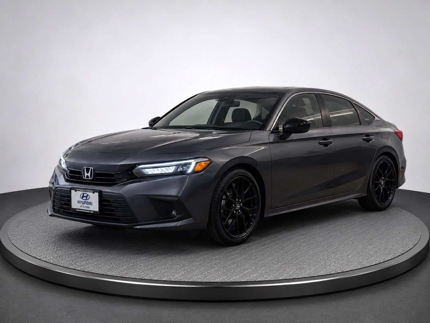 Used 2023 Honda Civic Sport image 1