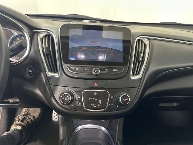 Used 2017 Chevrolet Malibu LT w/ Leather Package image 22