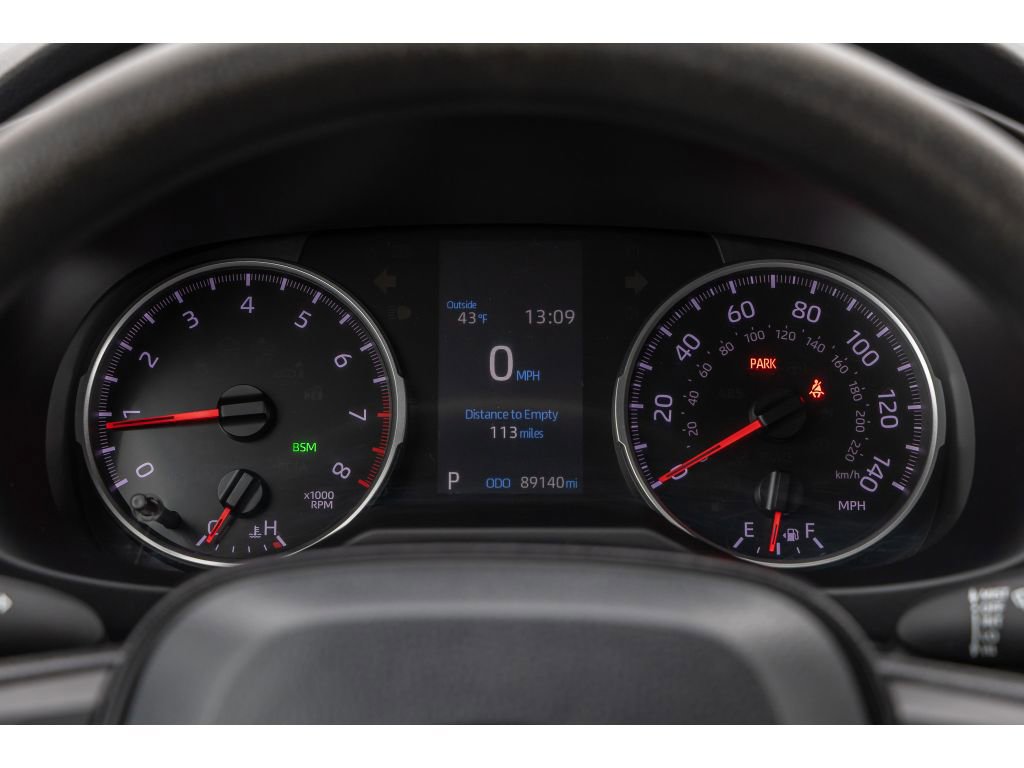 Used 2021 Toyota RAV4 XLE image 22