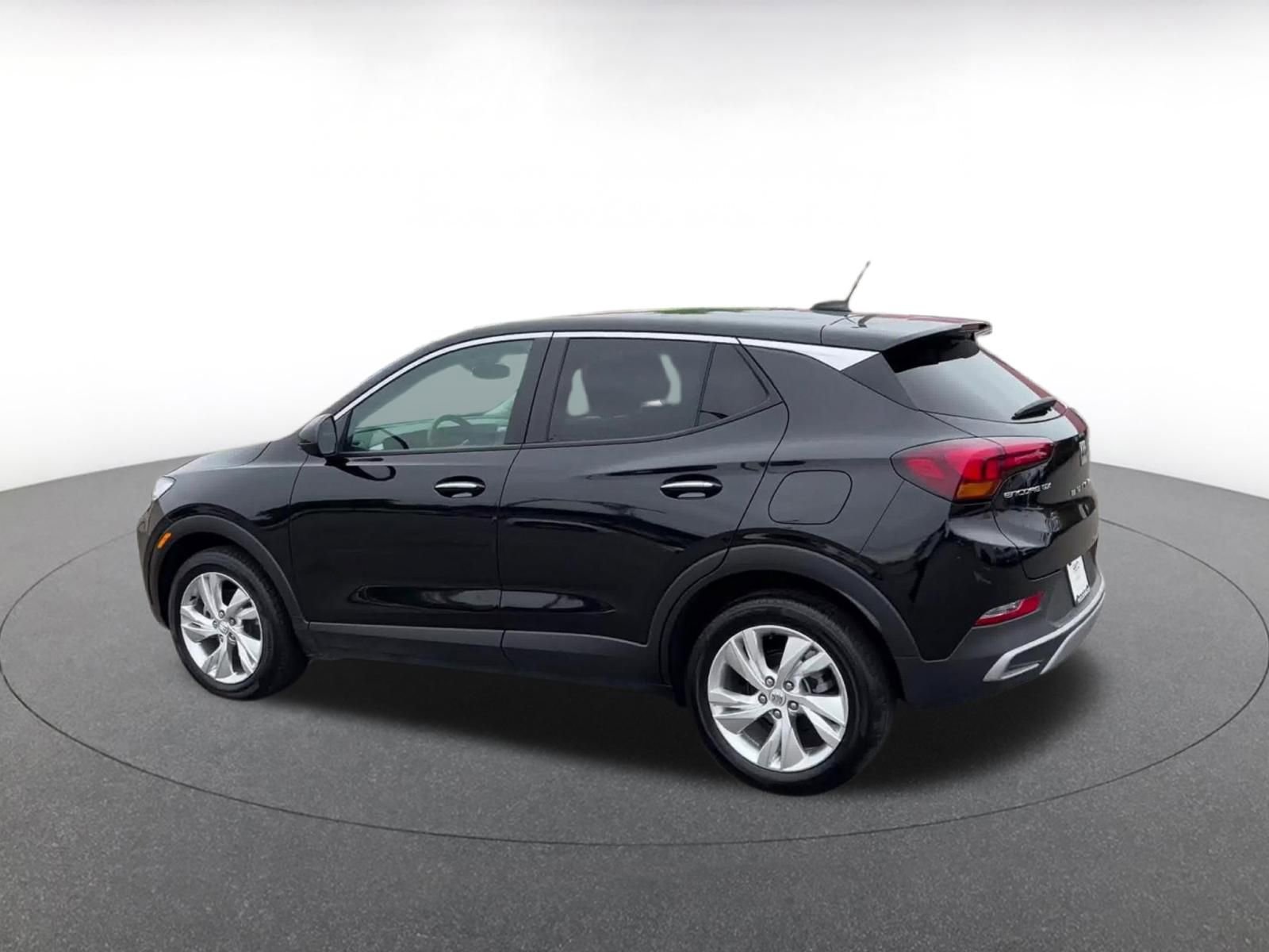 Used 2025 Buick Encore GX Preferred FWD image 10