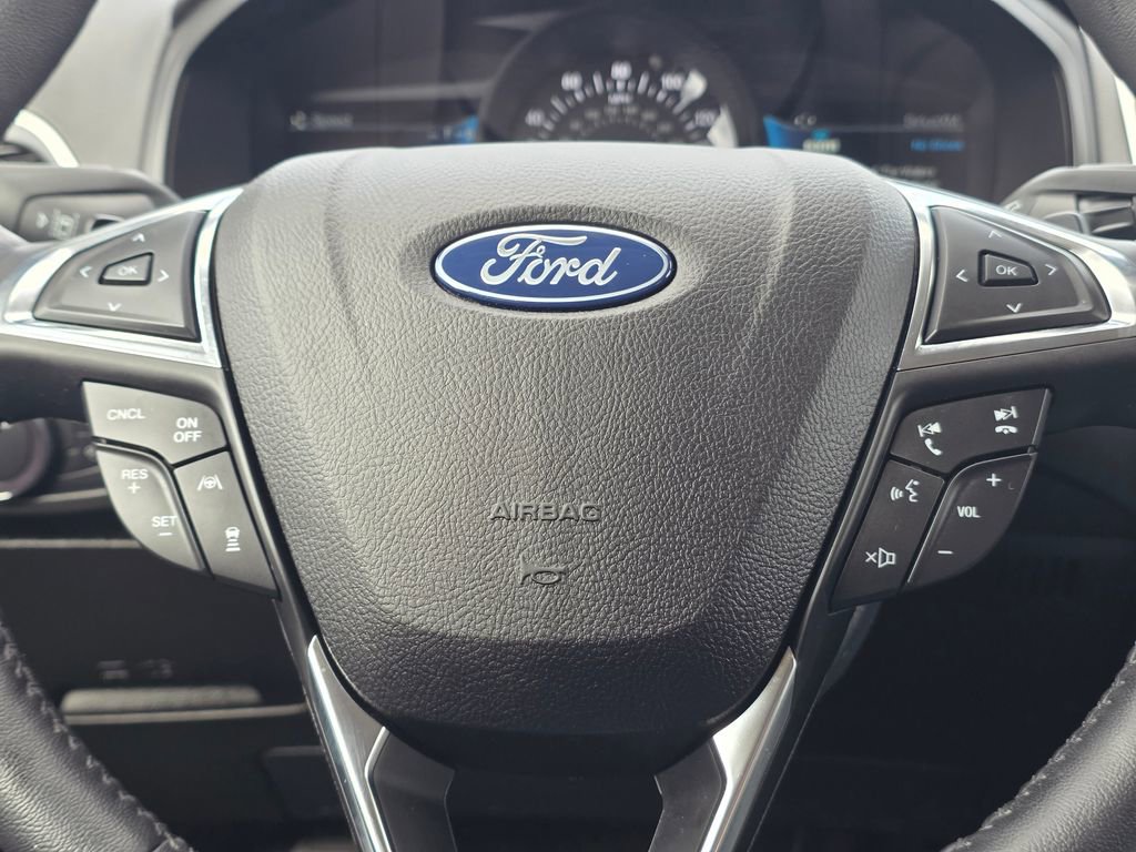 Used 2022 Ford Edge SEL w/ Convenience Package AWD/4WD image 17