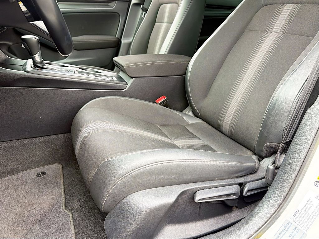 Used 2023 Honda Civic Sport image 27