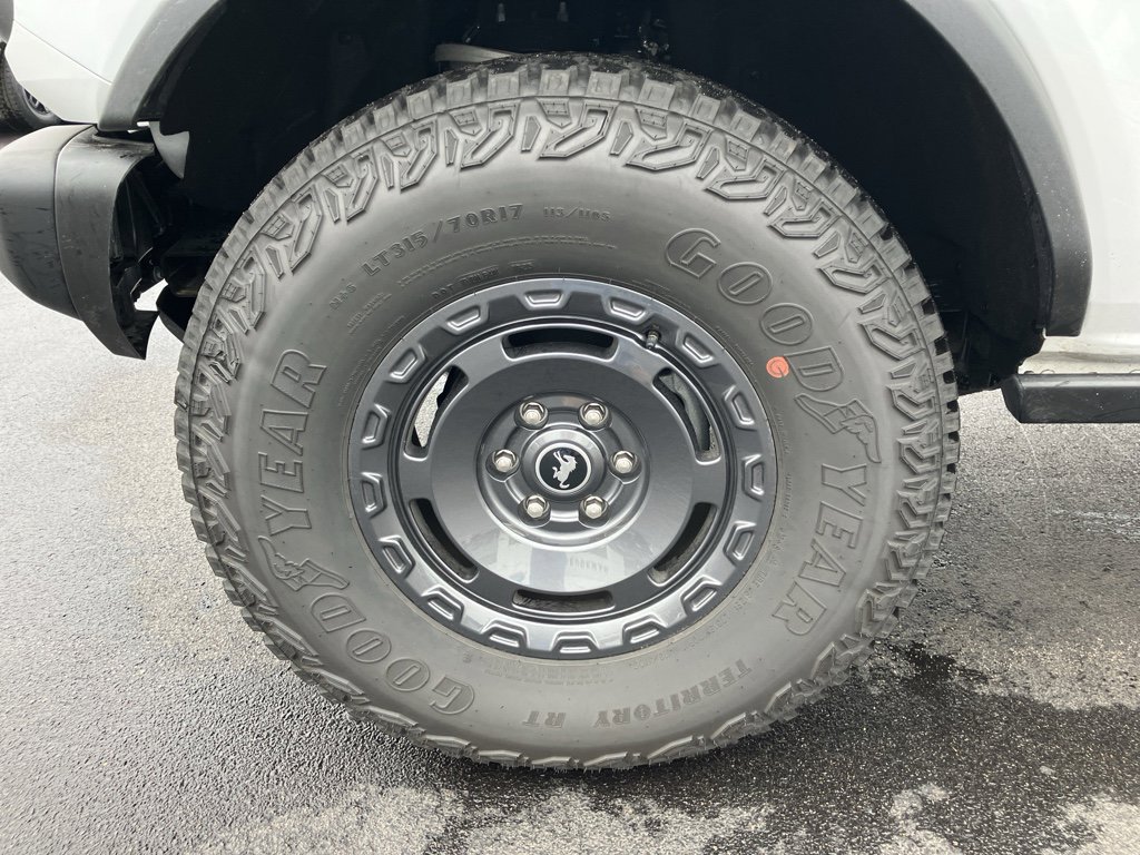 Used 2025 Ford Bronco Badlands AWD/4WD image 11