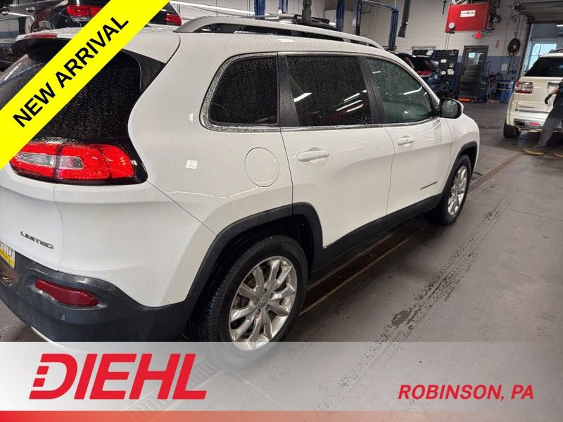 Used 2017 Jeep Cherokee Limited AWD/4WD image 7