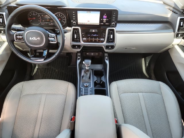 Certified 2022 Kia Sorento S w/ Panoramic Sunroof Package FWD image 27