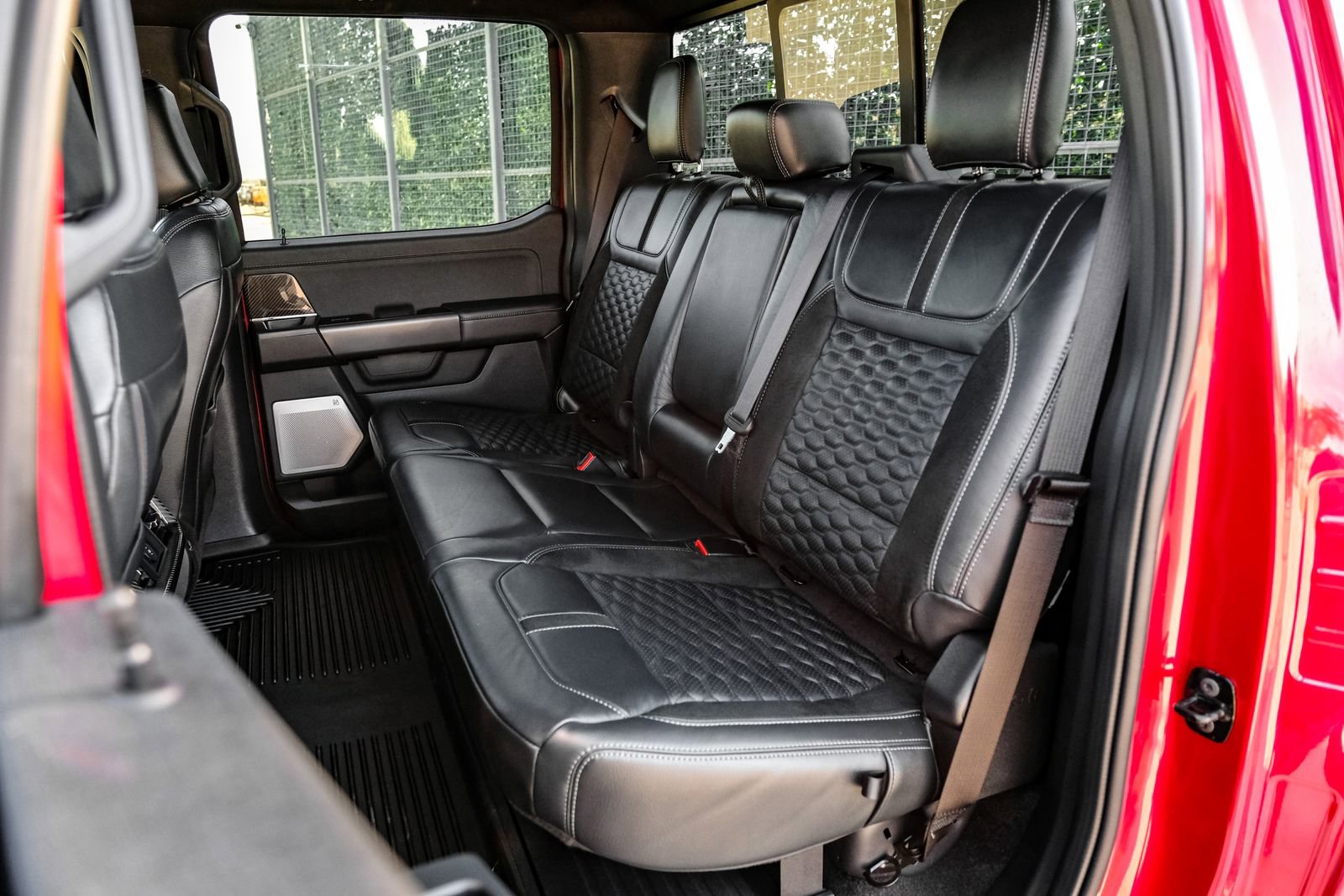 Used 2025 Ford F150 Lariat w/ Equipment Group 502A High image 47