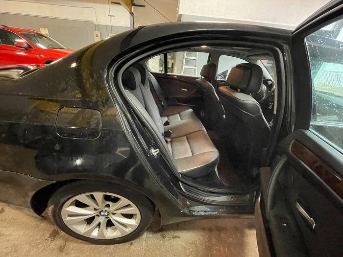 Used 2010 BMW 535i xDrive Sedan image 27