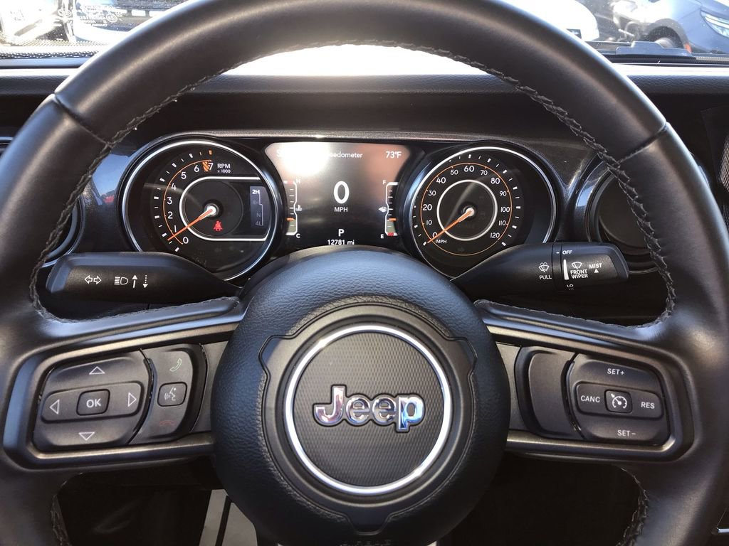 Used 2022 Jeep Gladiator Sport AWD/4WD image 14