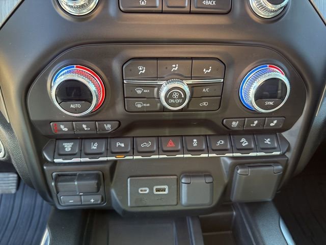 Used 2023 GMC Sierra 2500 Denali w/ Denali Black Diamond Edition image 30