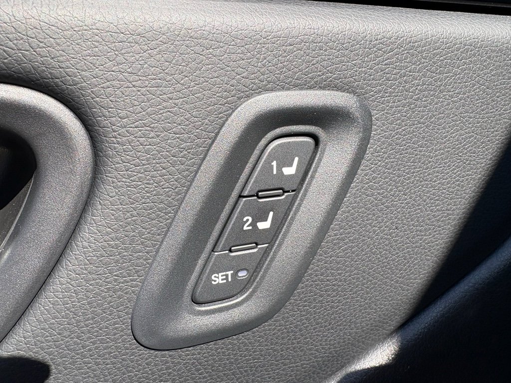 Certified 2025 Honda Pilot TrailSport image 12