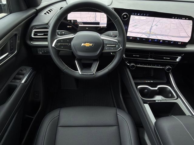 New 2026 Chevrolet Traverse LT w/ Sun and Wheel Package image 11