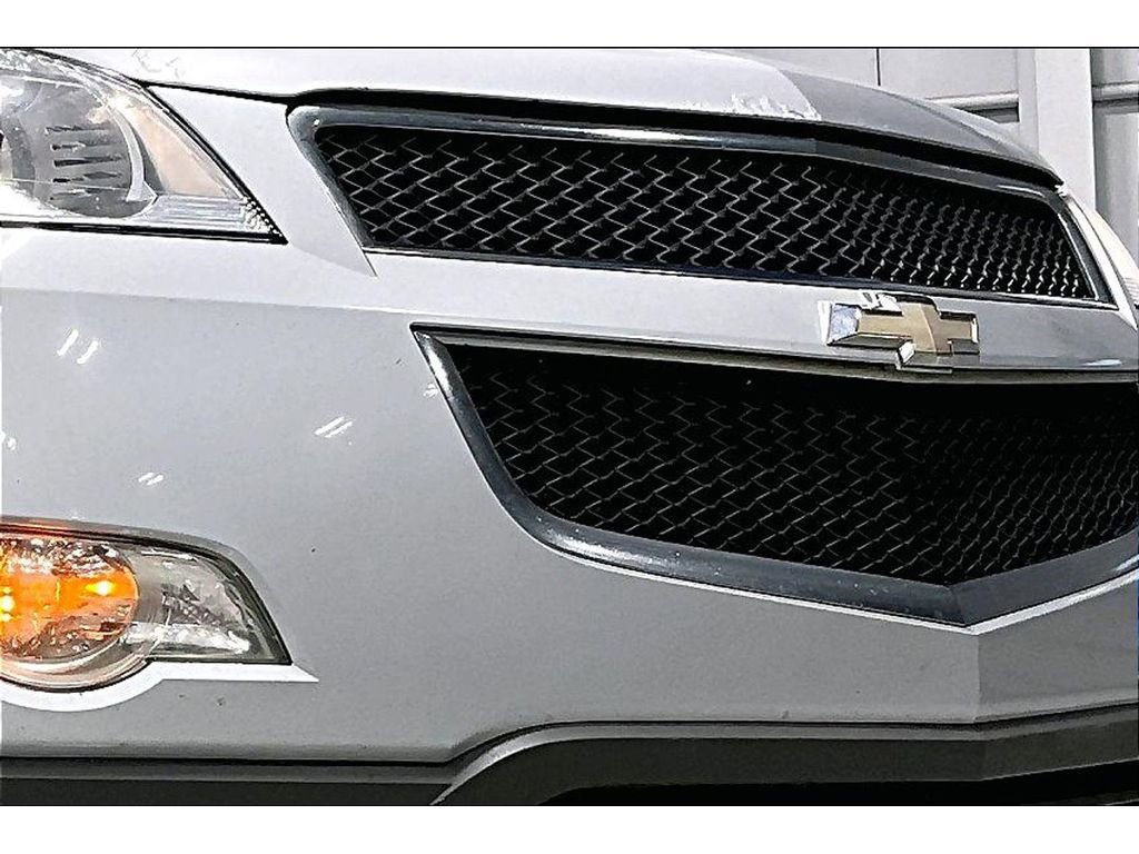 Used 2012 Chevrolet Traverse LS image 29