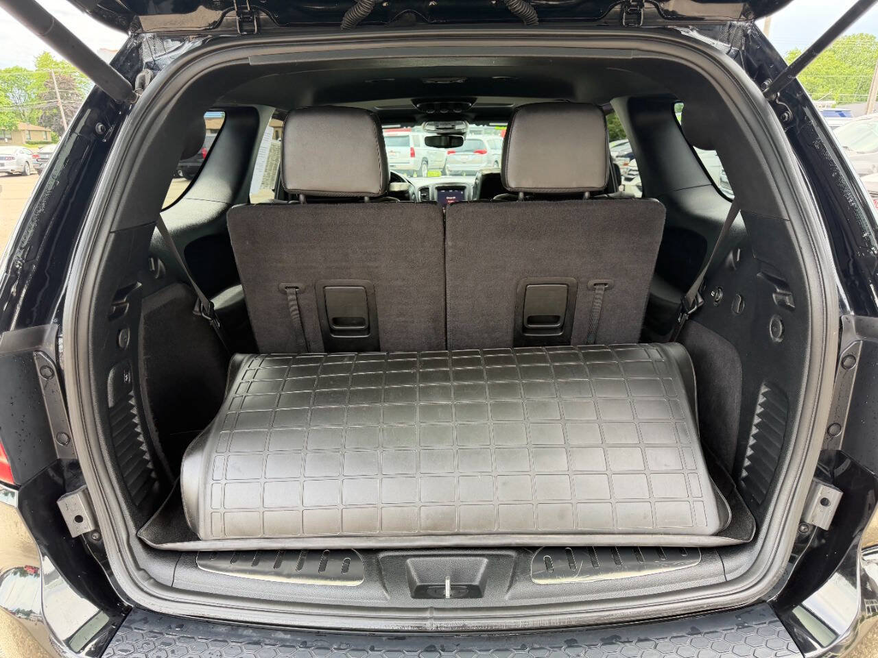 Used 2018 Dodge Durango R/T w/ Technology Group AWD/4WD image 13