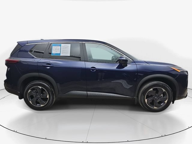 Used 2026 Nissan Rogue SV FWD image 5